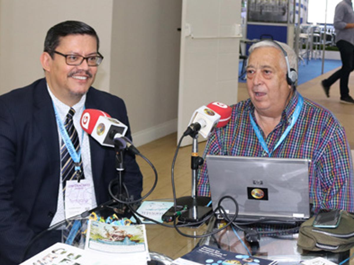 Alejandro Madrigal, Director General Gastronomía Esencial y Delegado en Costa Rica de Termatalia junto con Juan Manuel Madrigal, presentador y director de Radio Turismo de España