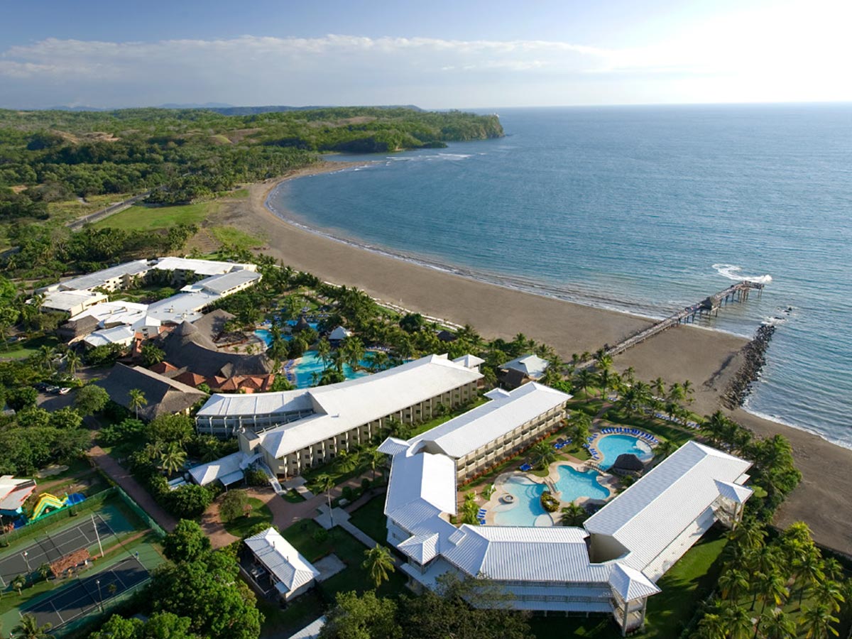 Vista aérea del Hotel Fiesta Resort. Cortesía Fiesta Resort