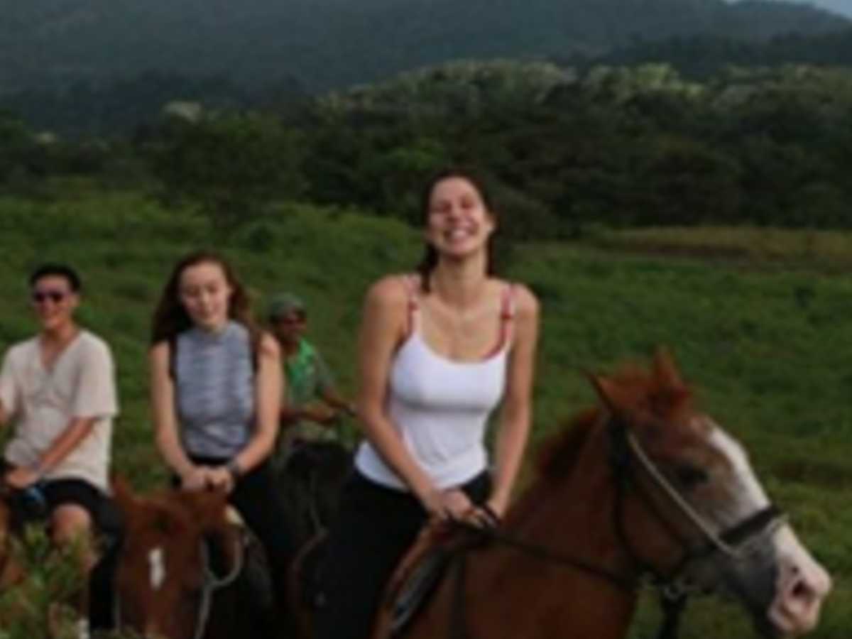 La estadía en el Hotel Arenal Lodge permitió que toda la familia compartiera de los espacios al aire libre.