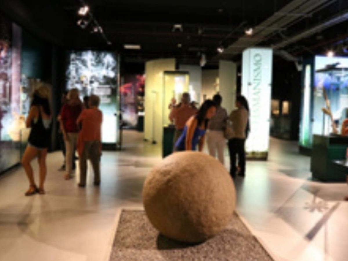 En el corazón de San José se encuentra el Museo del Jade y de la Cultura Precolombina, que exhibe un espectacular patrimonio artístico y arqueológico de Costa Rica.