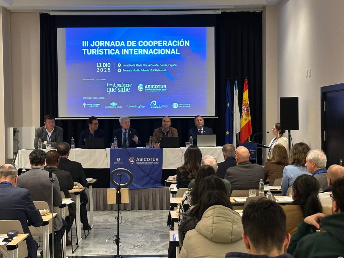 La ciudad de A Coruña acogió ayer la III Jornada de Cooperación Turística Internacional, un encuentro organizado por la Asociación Internacional para la Cooperación Turística (ASICOTUR)y la Deputación da Coruña. La cita reunió a representantes de nueve países y presentó un programa de trabajo integral orientado a fortalecer los lazos con Iberoamérica y África.