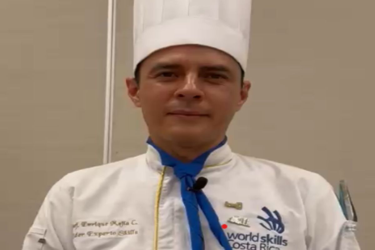 Chef Enrique Mejía Céspedes