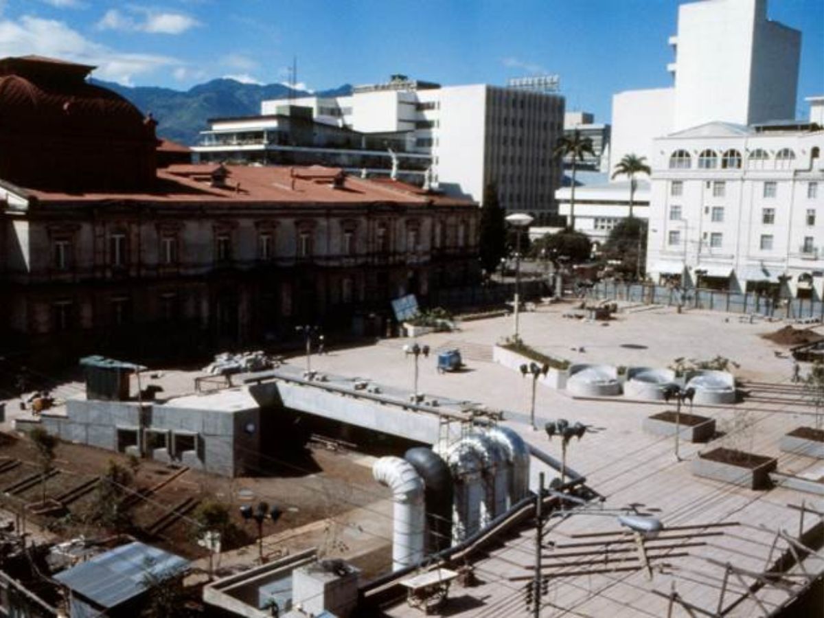 El cumpleañero no es solo uno de los espacios más transitados de San José, sino que resguarda, en sus tres niveles subterráneos, importantes tesoros.