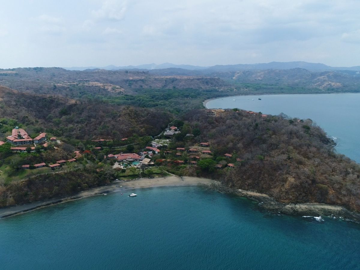 Ante el aumento en la llegada de turistas a Guanacaste durante la temporada alta, el Polo Turístico Golfo de Papagayo elevó su planilla hasta alcanzar unos 5.000 empleos directos, además de 13.500 empleos indirectos vinculados a la actividad turística.