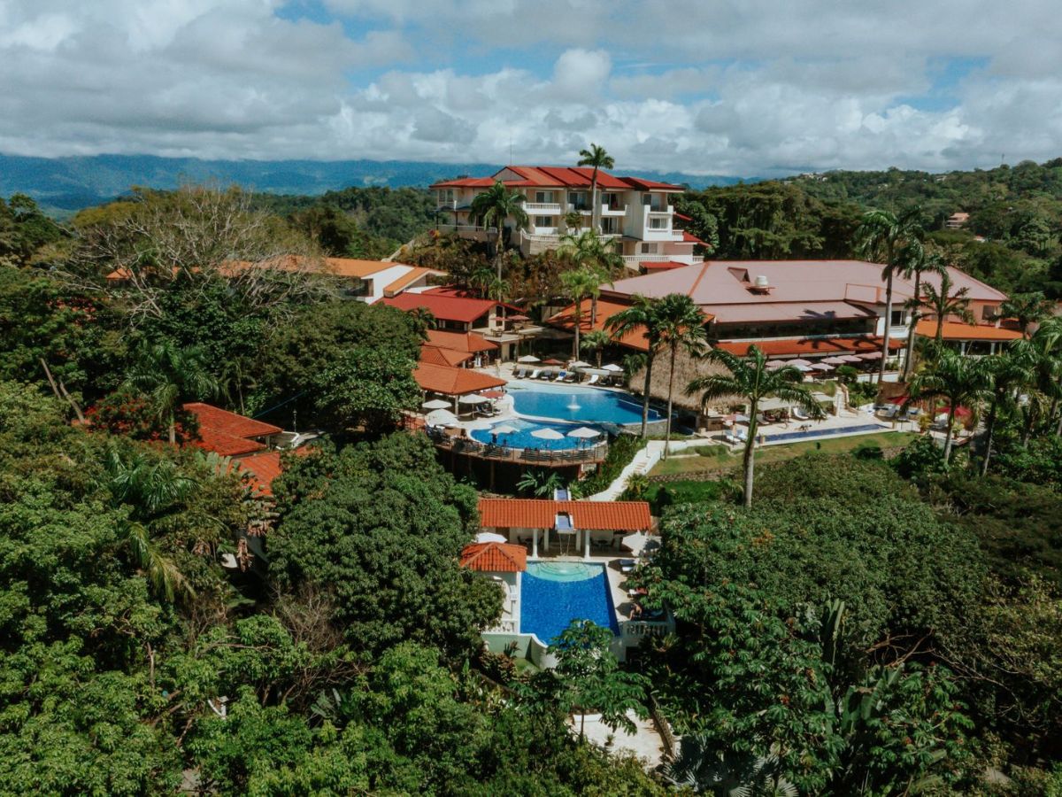 Hotel costarricense en Manuel Antonio recibe dos destacados reconocimiento mundiales