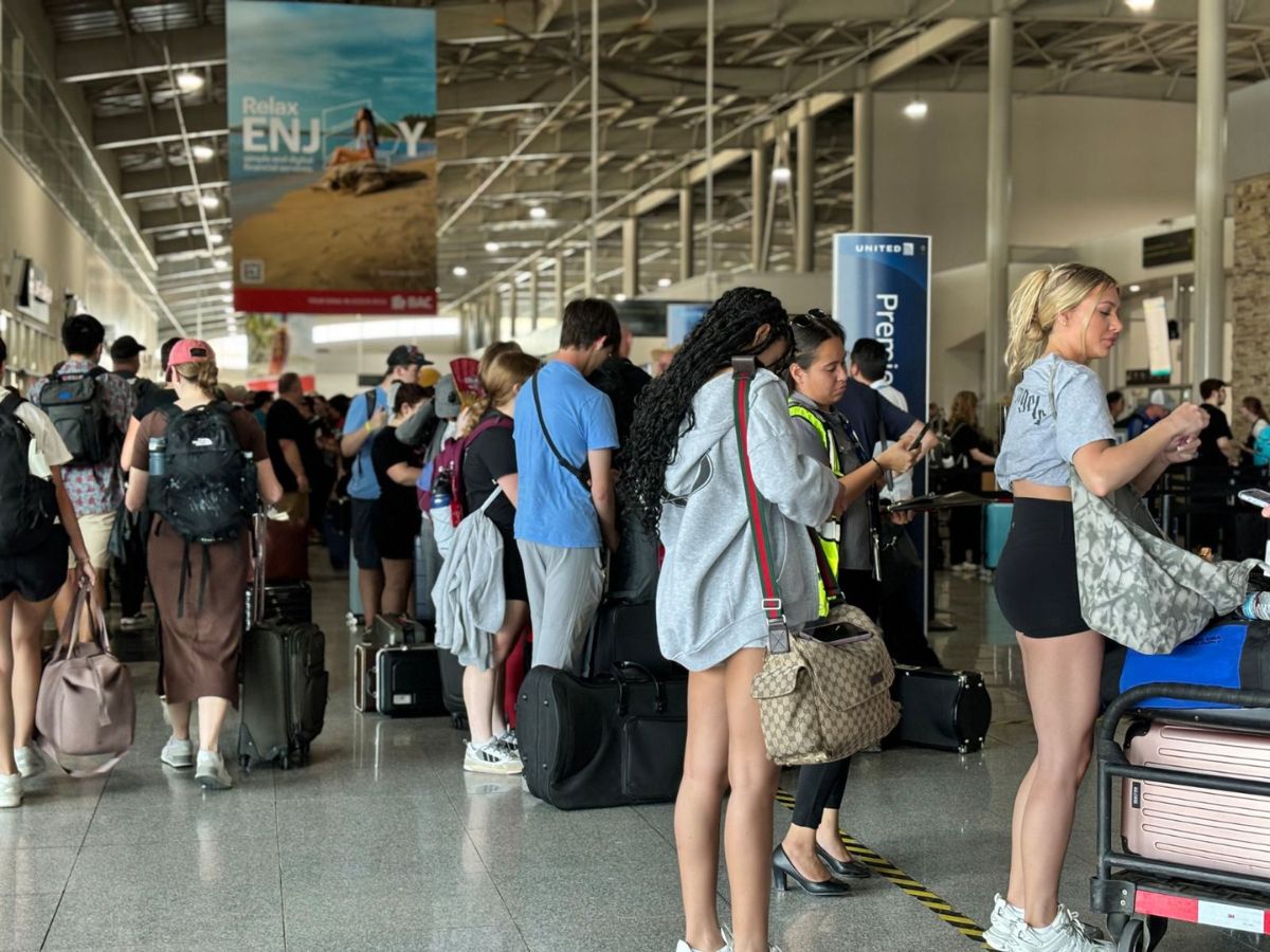 815 pasajeros transitaron por la terminal de Guanacaste Aeropuerto.