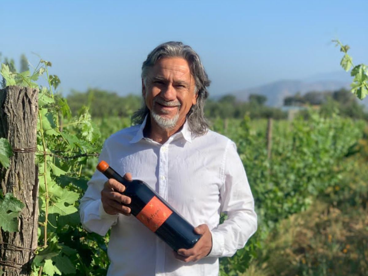 El reconocido enólogo chileno Álvaro Espinoza visita Costa Rica para presentar su bodega Antiyal en Expo Vino 2025.