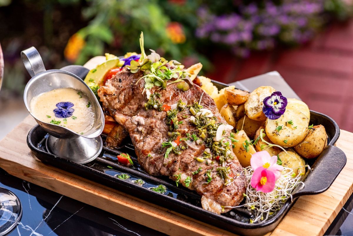 Fogo Rodizio renueva sus instalaciones y amplía su menú con pescados, mariscos y nuevas opciones a la carta