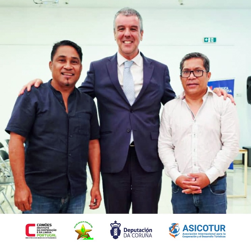 Foto_de_mimebros_de_Finartil_con_el_embajador_de_Portugal_en_Dili.jpg