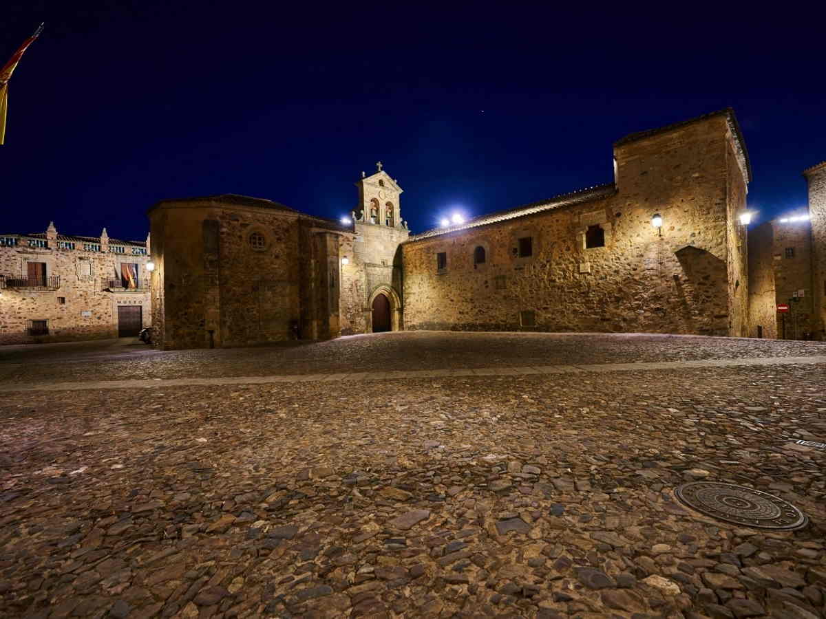 Portal Oficial de Turismo de Cáceres y David Díaz Pérez